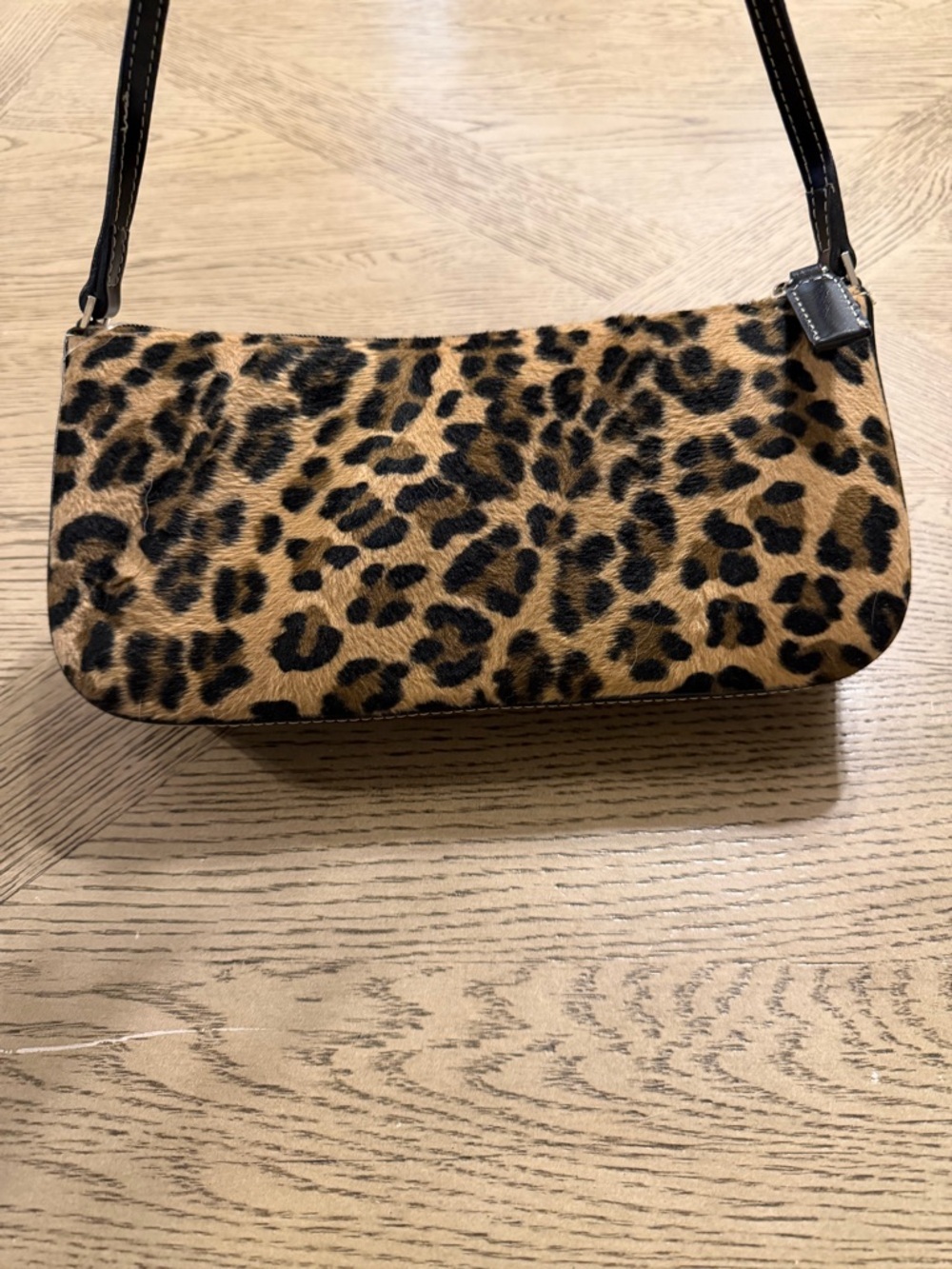 Y2K on branded leopard print shoulder bag - Picture 5 of 5